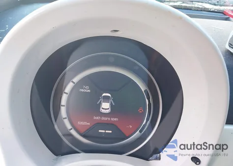 2015 Fiat 500 Battery Electric из США, поврежденный, VIN 3C3CFFGE1FT717765